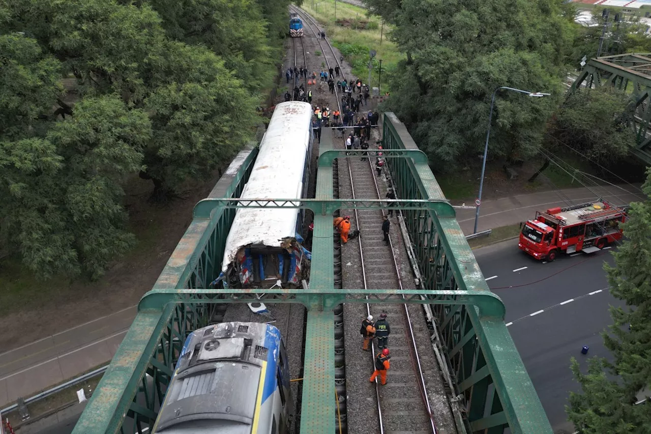 Colisão de trens em Buenos Aires deixa quase 60 feridos, dois em estado grave