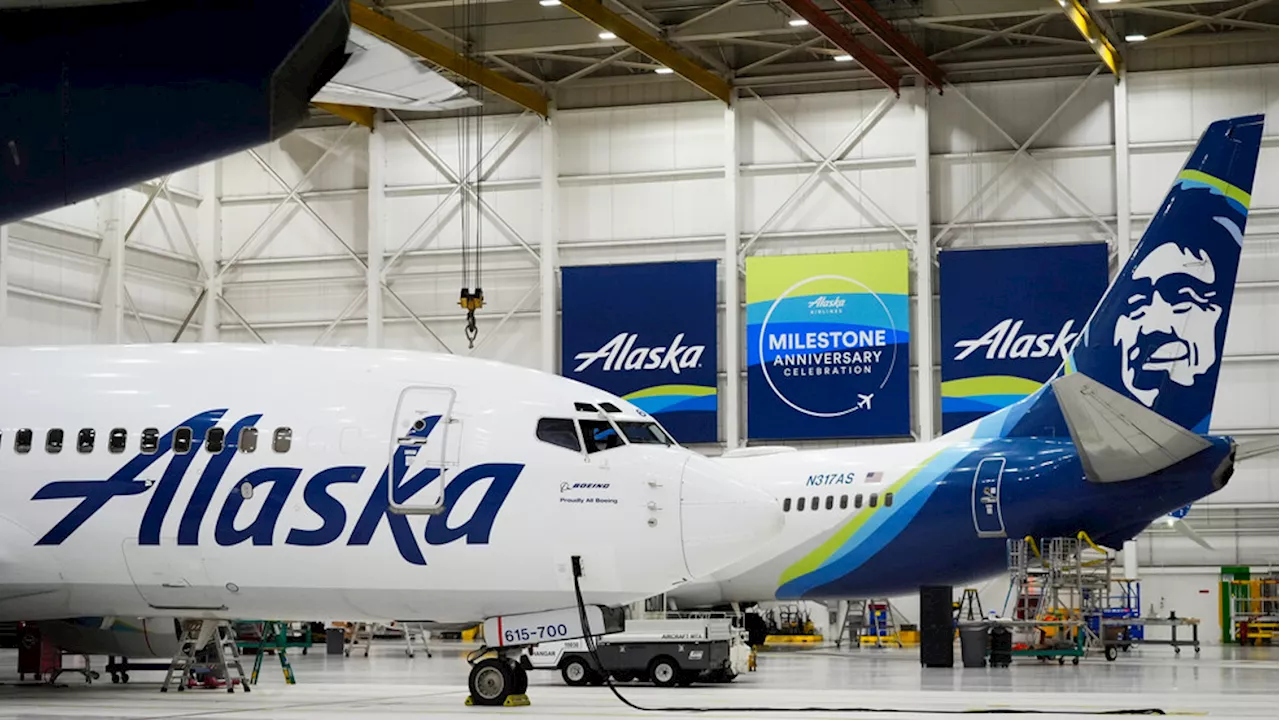 New rule to require airlines to issue refunds when flights get canceled, delayed
