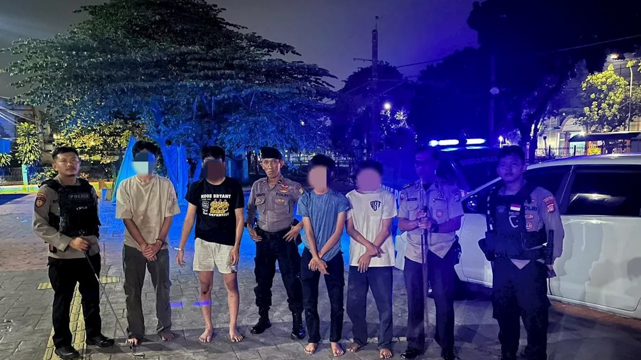 Polisi Amankan 4 Pemuda Pelaku Tawuran di Jaksel, 2 Sajam Disita