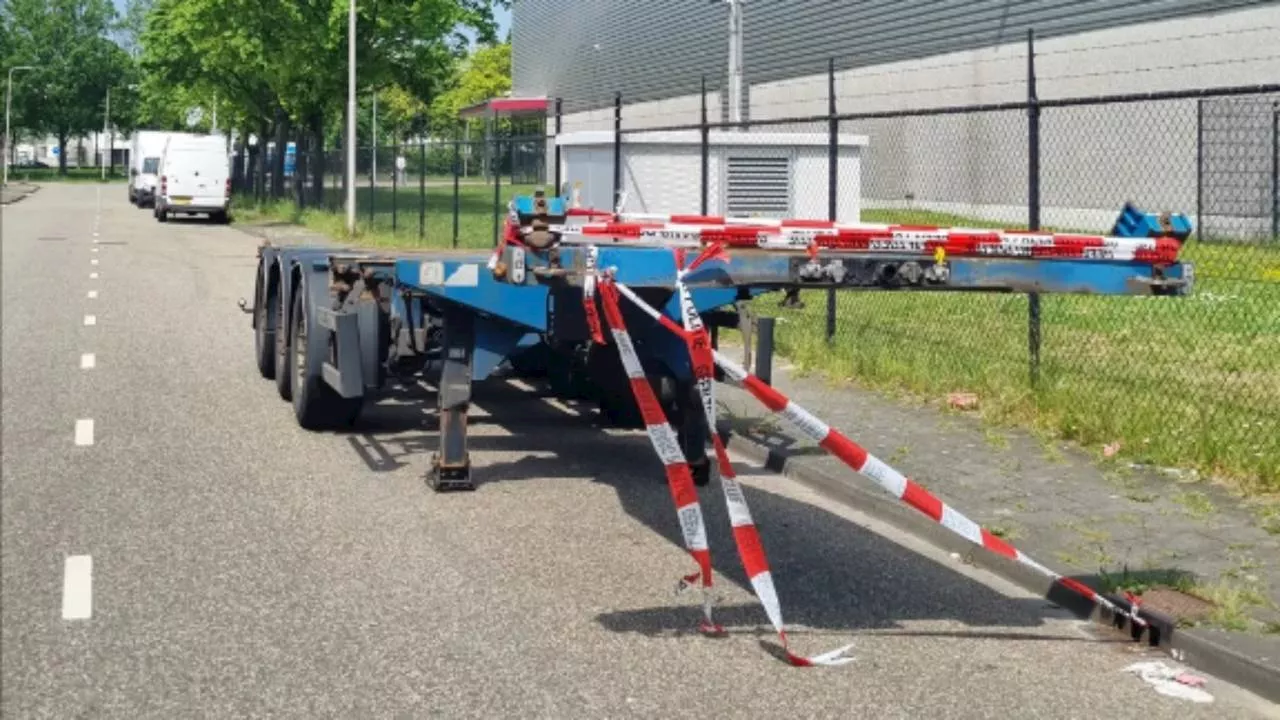 112-nieuws: fietser botst op trailer • file op de A27