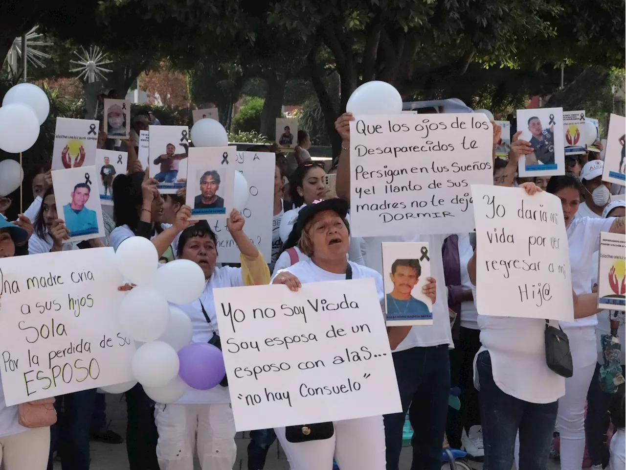  Entre globos, fotos y tristeza: así vivieron madres buscadoras el 10 de mayo en Guanajuato