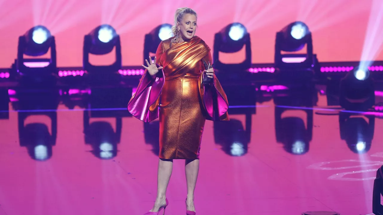 Barbara Schöneberger scherzt über ihr diesjähriges ESC-Kleid