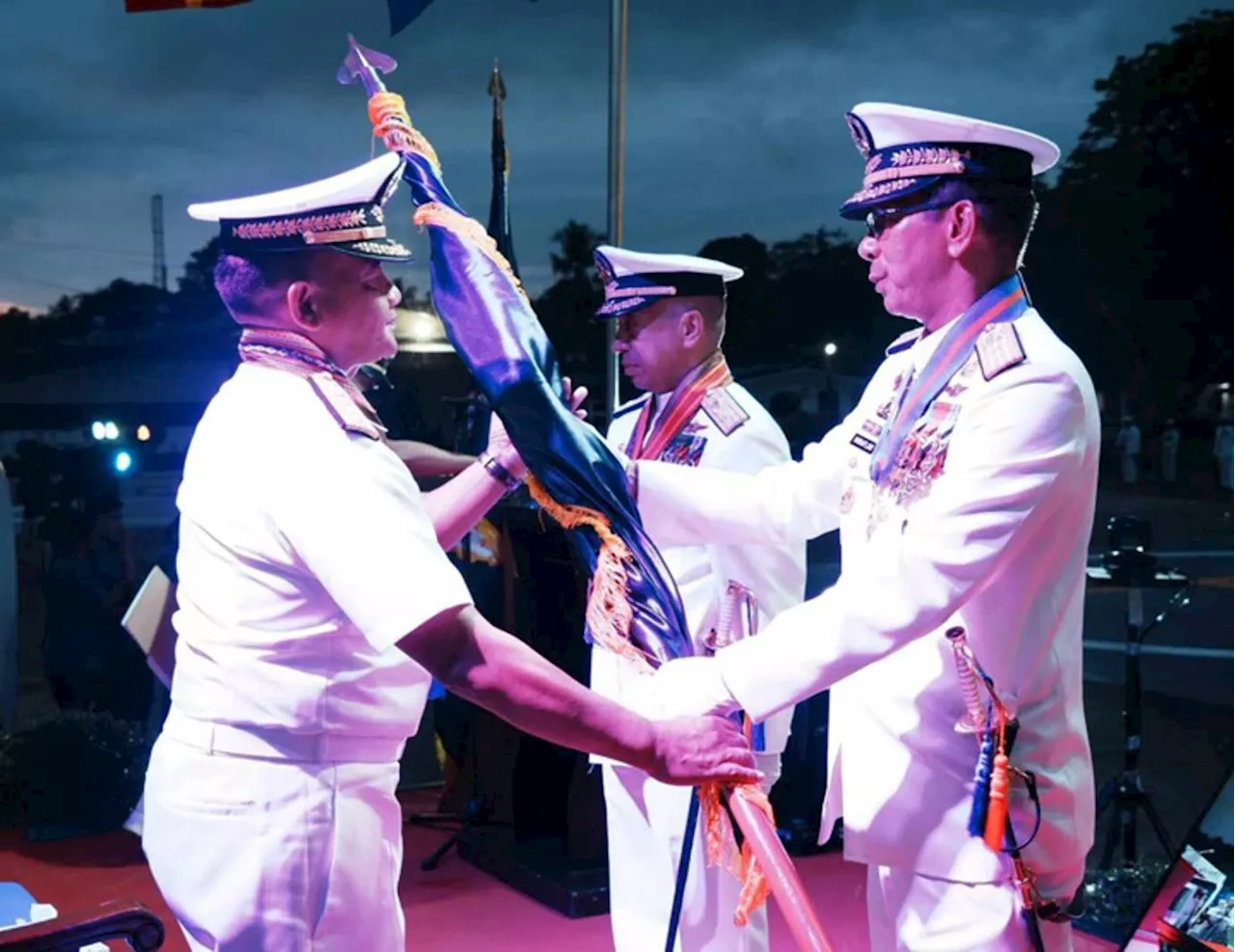 Navy installs WPS defender as the new NFWM commander