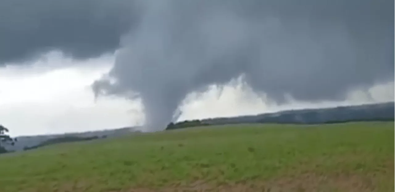 Tornado atinge cidade do RS com ventos de até 190 km/h; veja vídeo