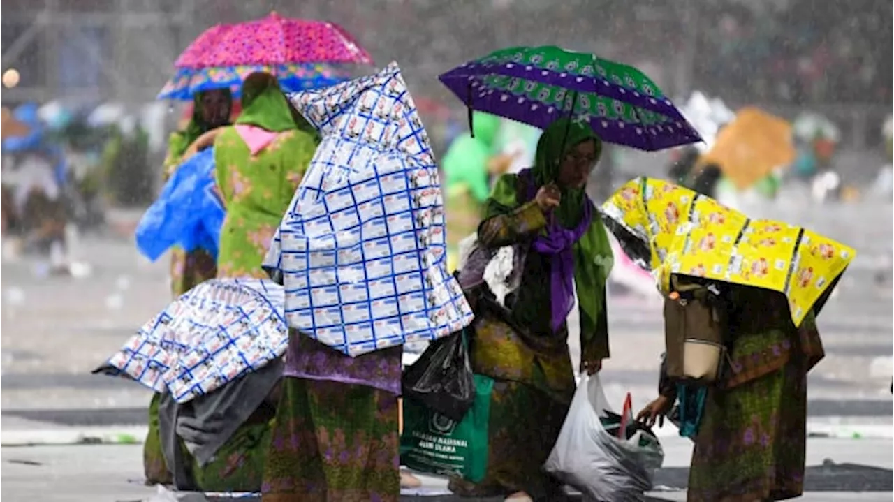 Jakarta Berpotensi Hujan pada Minggu Siang