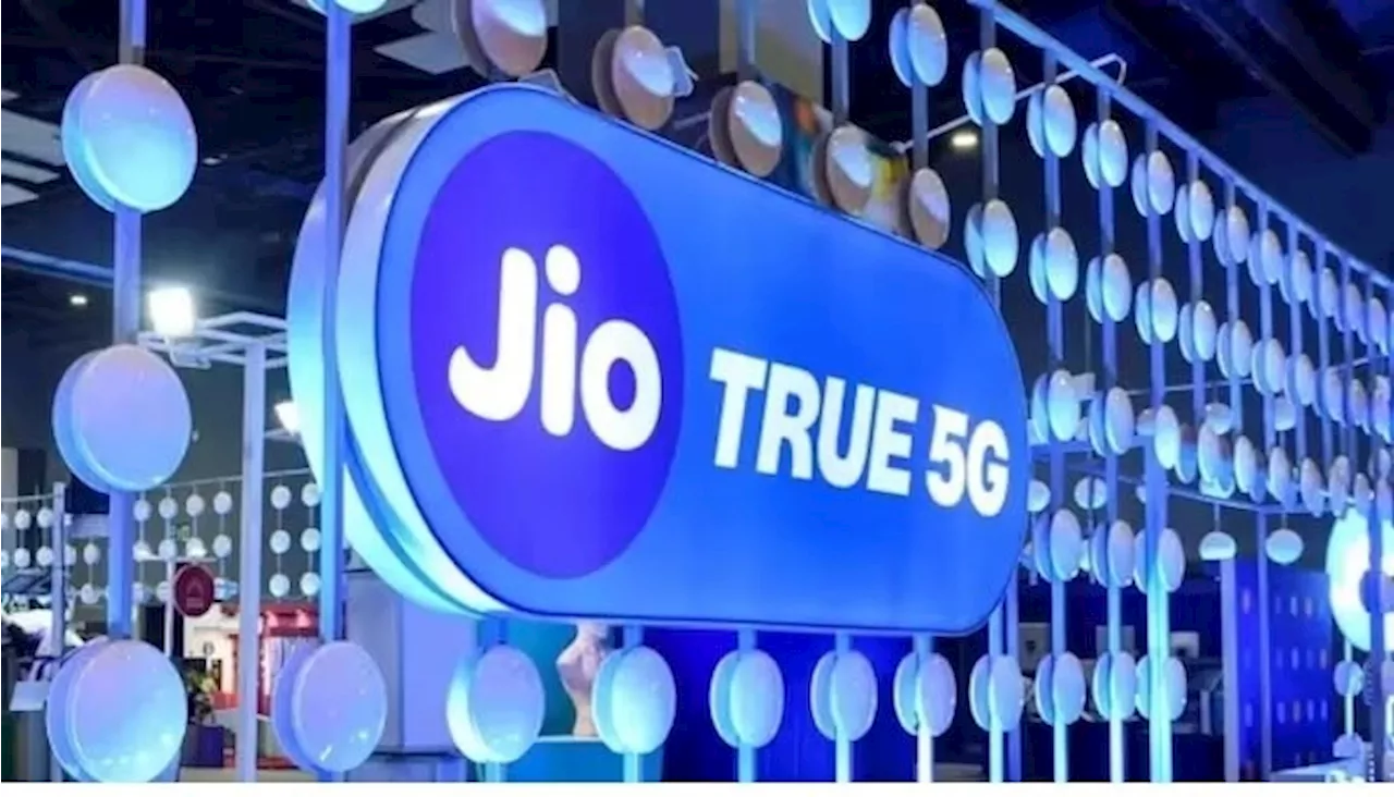 Jio OTT Plans: జియోలో ఈ ప్లాన్ తీసుకుంటే అమెజాన్, నెట్ ఫ్లిక్స్ సహా 15 ఓటీటీలు ఉచితం