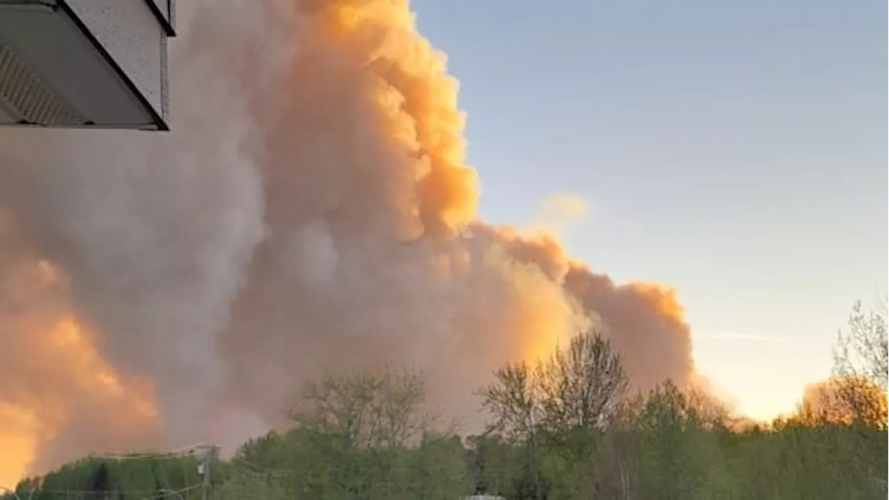 Risks escalating as wildfire rages near Fort Nelson, B.C.