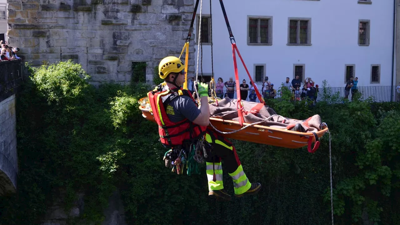 Rettungsaktion zum Jubiläum: 50 Jahre Partnerschaft mit einer spektakulären Einsatzübung gefeiert