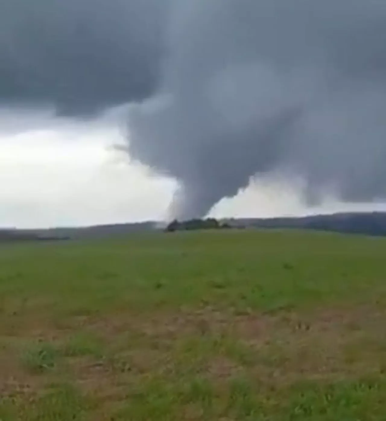 Tornado atinge município de Gentil, no Rio Grande do Sul; não há relatos de vítimas