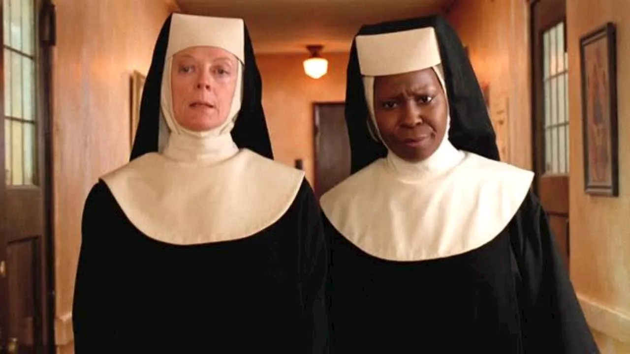 Sister Act, Whoopi Goldberg su Maggie Smith: 'Quando mia madre stava morendo, lei era al mio fianco'