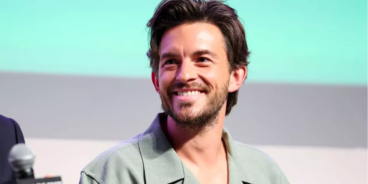 Jonathan Bailey da Bridgerton a Heartstopper 3: «È uno dei regali più belli»