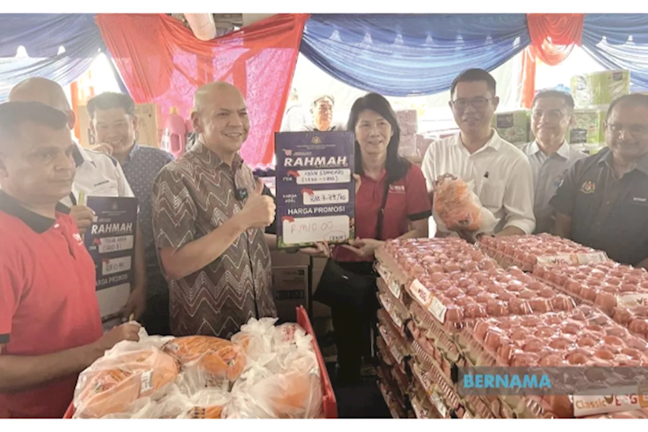 Rahmah Sale crowd-puller at 2024 KPDN Carnival in Perlis