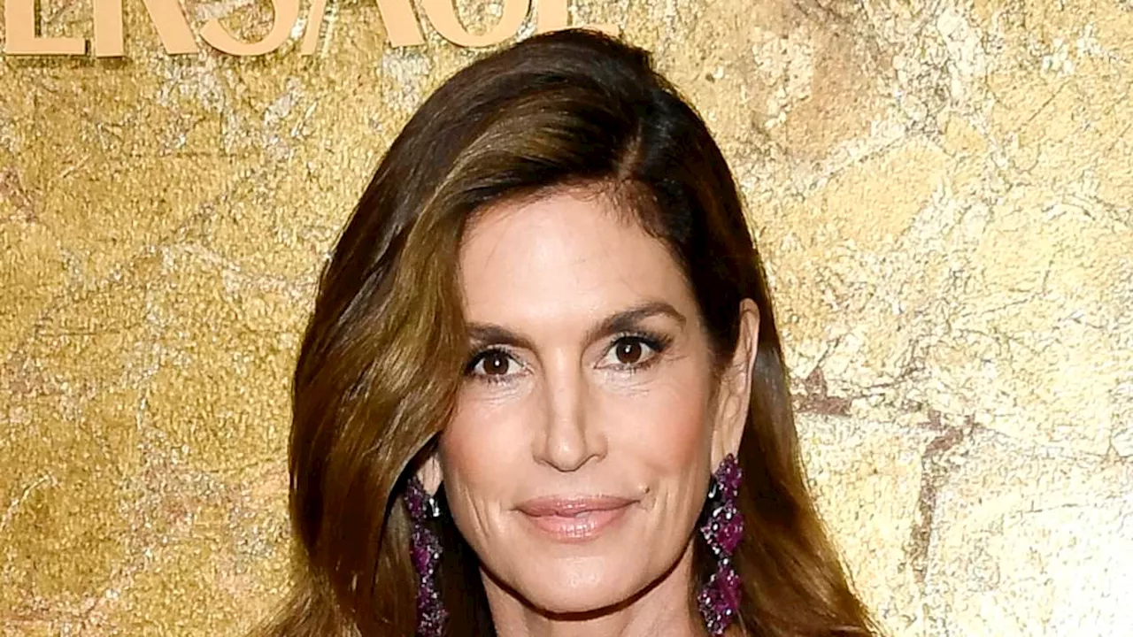 Cindy Crawford reveals she avoids giving 'unsolicited advice' to daughter Kaia Gerber, 22, and son...