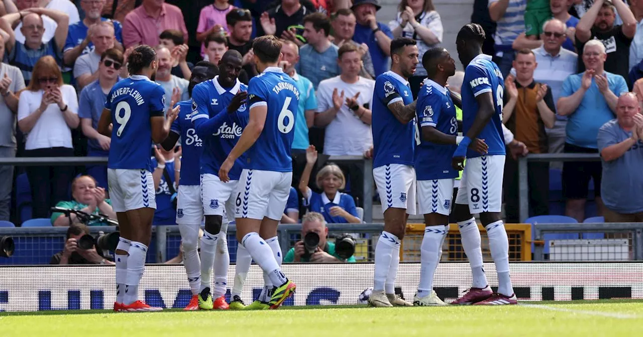 National media cannot help but make contrast after Everton end on high