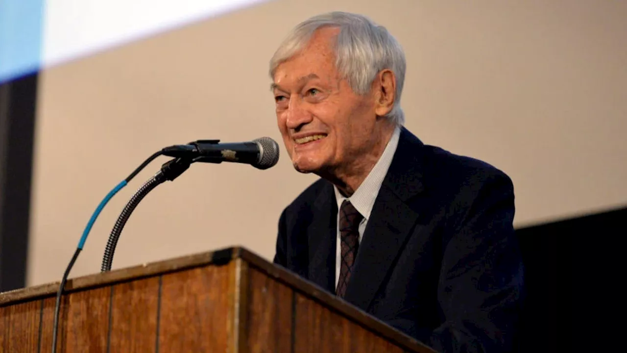 Roger Corman, Beloved Filmmaker, Has Died at Age 98