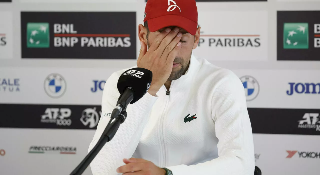 Internazionali, Djokovic: «Ero spento e senza equilibrio. Forse ha inciso la borraccia in testa»