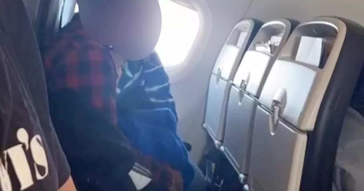 Passengers 'disgusted' after couple filmed engaging in sex act on Dublin flight