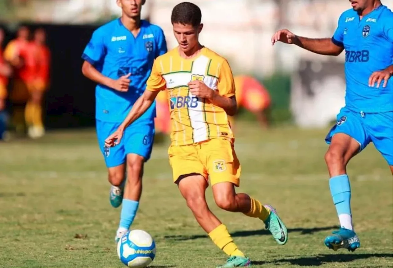 Após demitir treinador no intervalo, Brasiliense vence na Série D sob comando do médico do clube