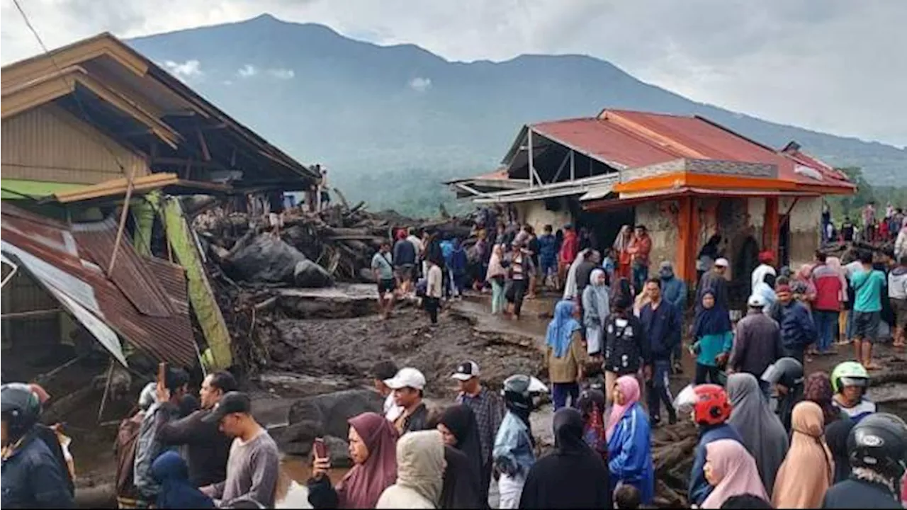 Banjir Bandang Terjang Kabupaten Agam Sumatra Barat, BNBP: 15 Orang Tewas