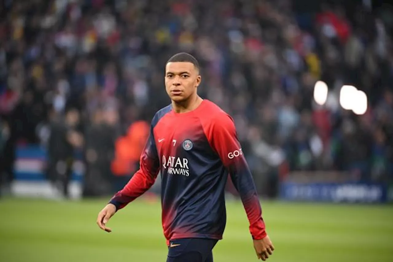 Kylian Mbappé (PSG) sifflé par le Parc des Princes avant le match contre Toulouse