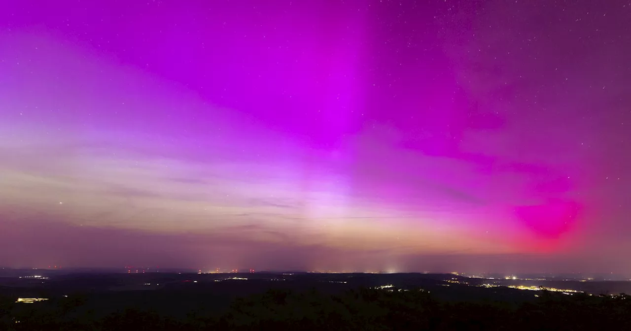 Trevignano, la veggente usa la tempesta solare per la sue profezie: "Il cielo sarà rosso"