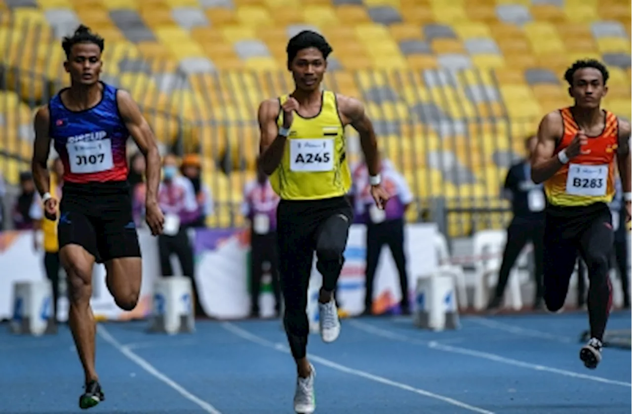 Muhammad Azeem and teammates win 4x100m bronze in Florida