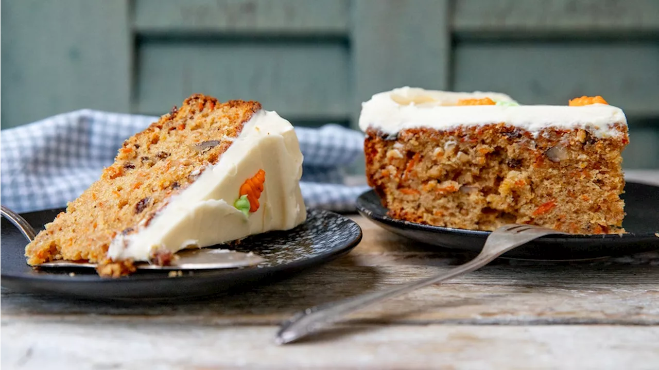 Karotten-Kuchen mit Frischkäse-Frosting