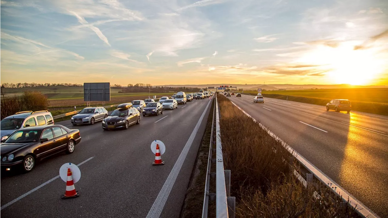 Stau und stockender Verkehr: Kurzurlauber brauchen viel Geduld