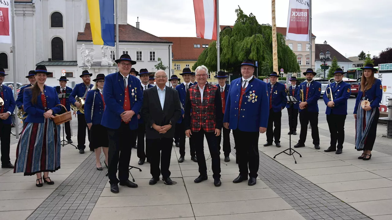 Brucker Blasmusik steigt mit Ausstellung in ihr 50. Jahr ein