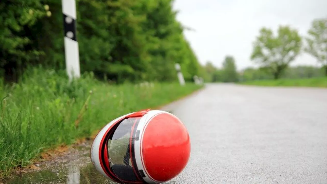 Motorradfahrer starb nach Kollision mit Pkw