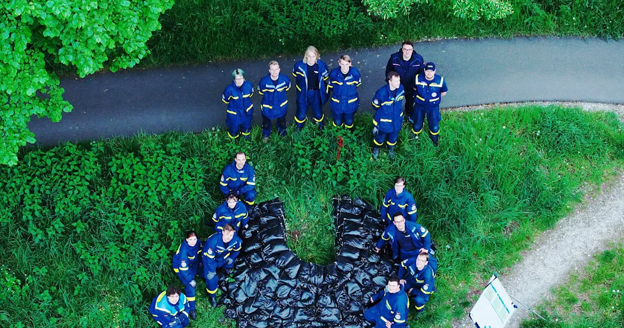 „Handwerklich akkurate Arbeit ist unerlässlich“: So schützt das Bünder THW Deiche bei Hochwasser