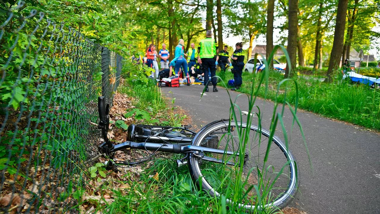 112-nieuws: fietser zwaargewond na botsing • minder treinen vanaf Eindhoven