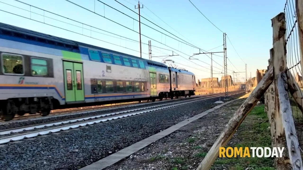 Investito da un treno, morto un uomo. Tratta sospesa e corse cancellate