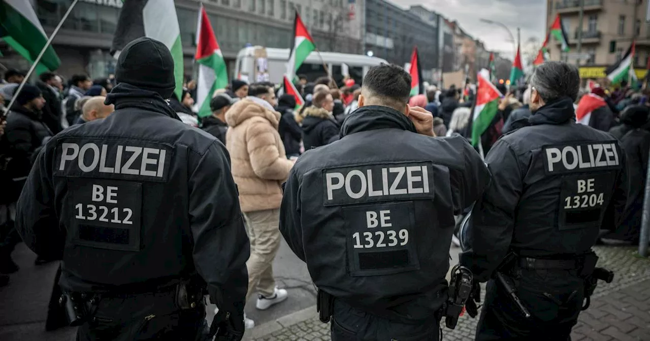 Propalästinensische Demo Berlin: Mehrere Polizisten verletzt​