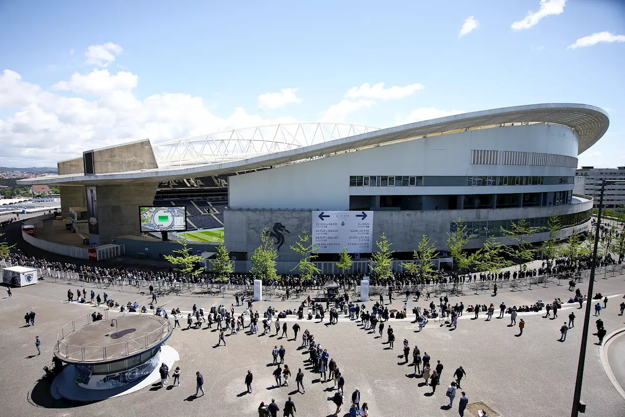 Buscas na Porto Comercial e na loja do Associado no Estádio do Dragão