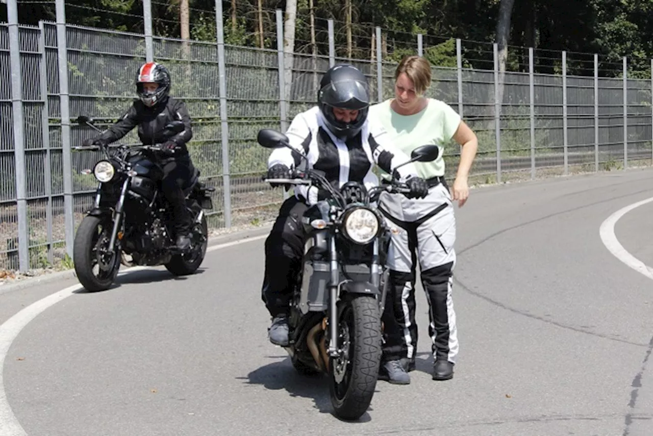 Motorrad-Einsteigertraining für Frauen von Frauen