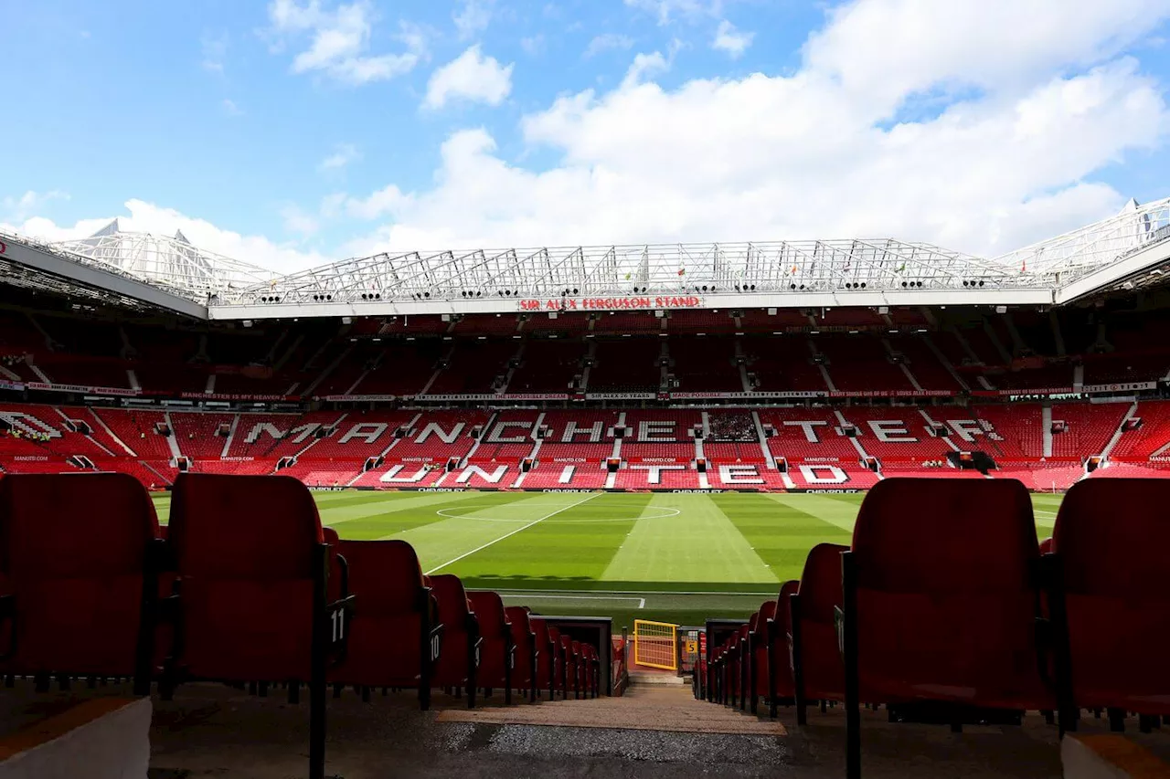 Manchester United vs Arsenal live updates: Premier League team news, line-ups and predictions