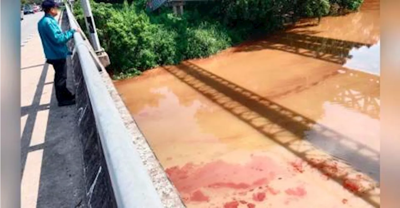 DOE probing red substance pollution in Sungai Padang Terap