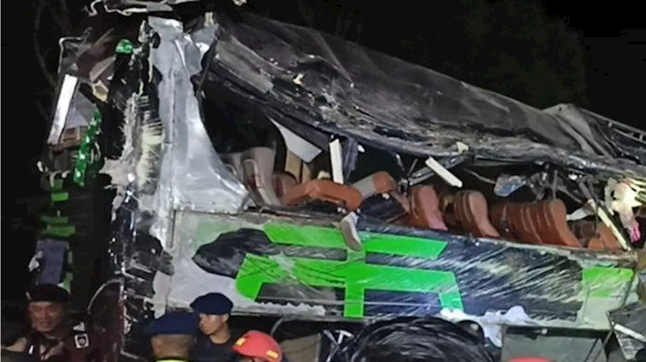 Kecelakaan Maut di Subang, Saksi Mata: Kondektur Sempat Perbaiki Bus saat Istirahat Makan Malam