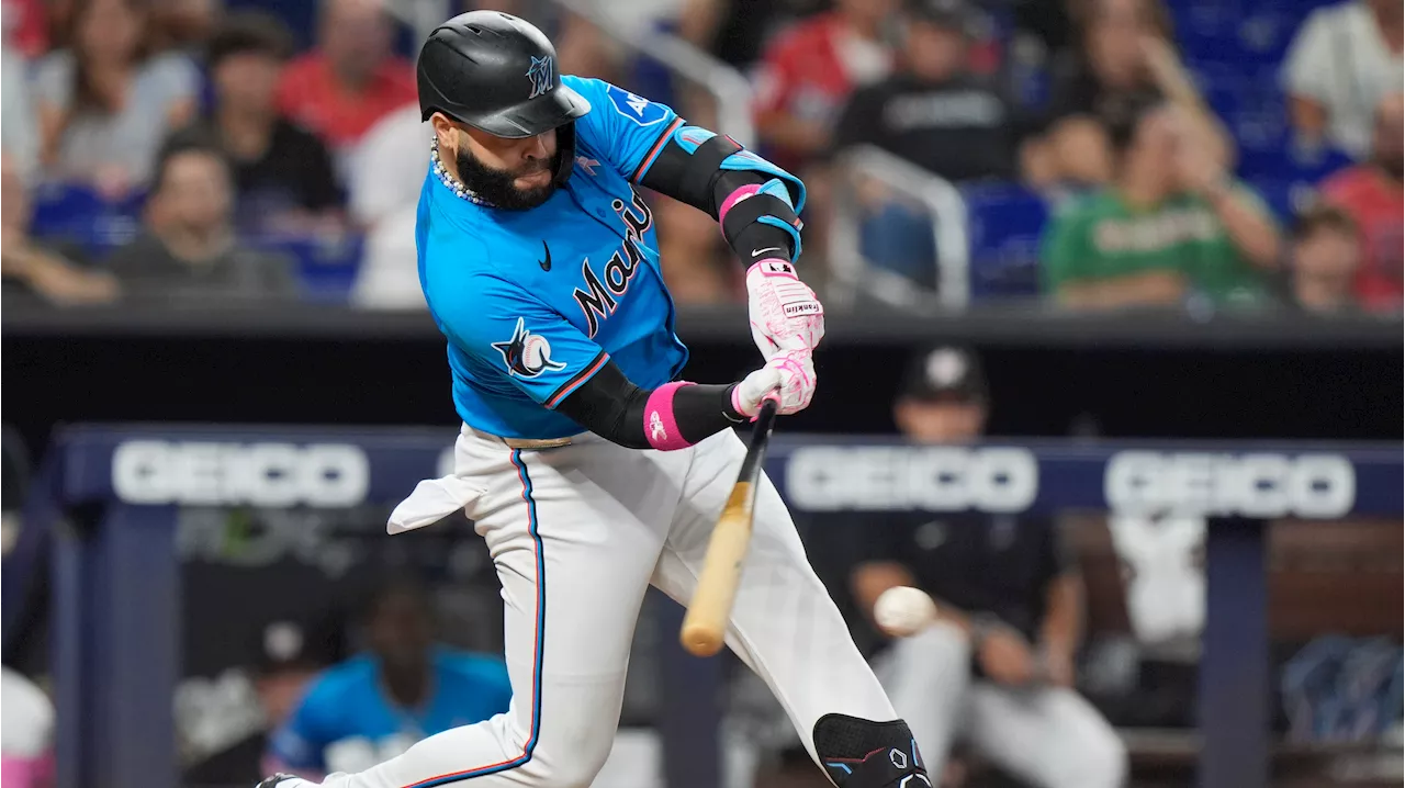 Rivera's game-winning pinch-hit single in 10th lifts Marlins over Phillies