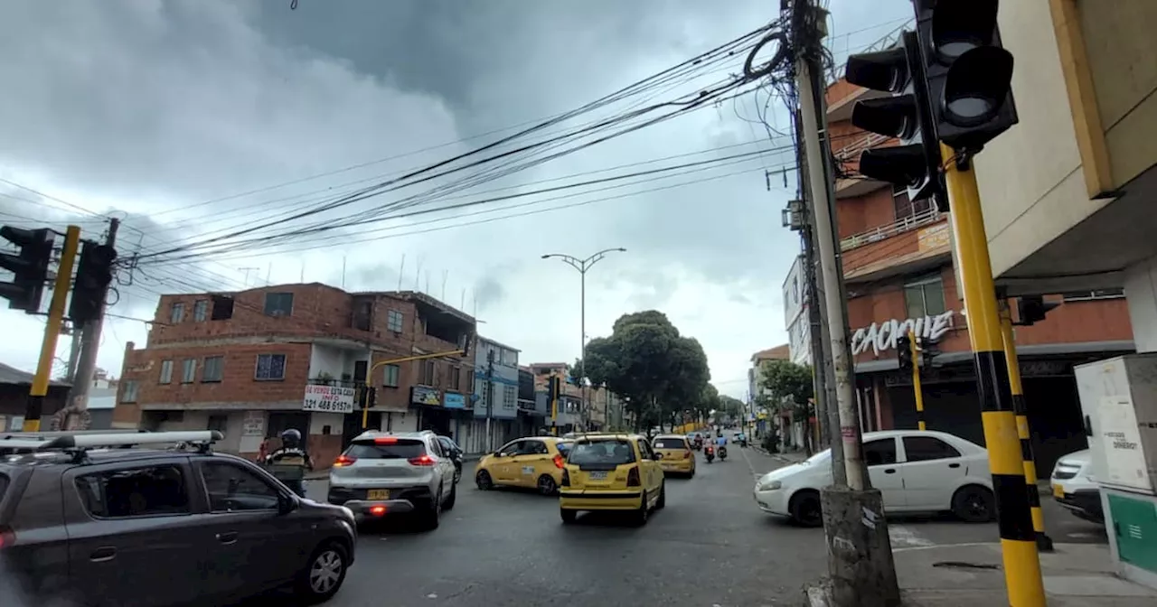 En Bucaramanga, a los semáforos ‘se les fueron las luces’ y regresó el caos vial