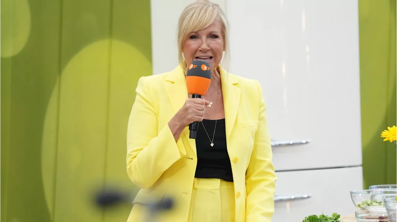 'Fernsehgarten': Andrea Kiewel mit Pinkel-Geständnis in ZDF-Show