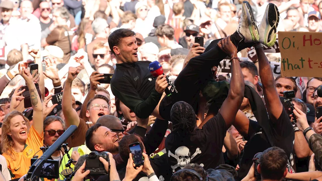 St. Pauli folgt Kiel in Oberhaus: Hamburg wieder erstklassig