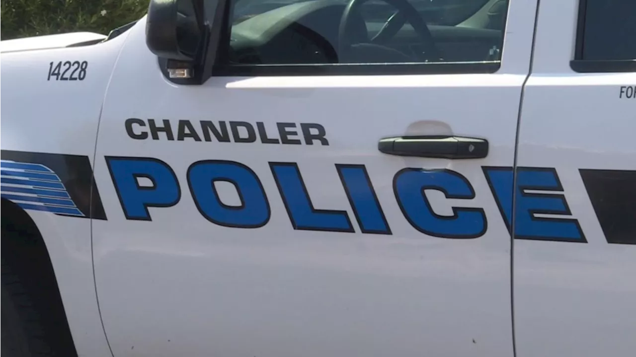 19-year-old arrested for allegedly shooting his parents in Chandler