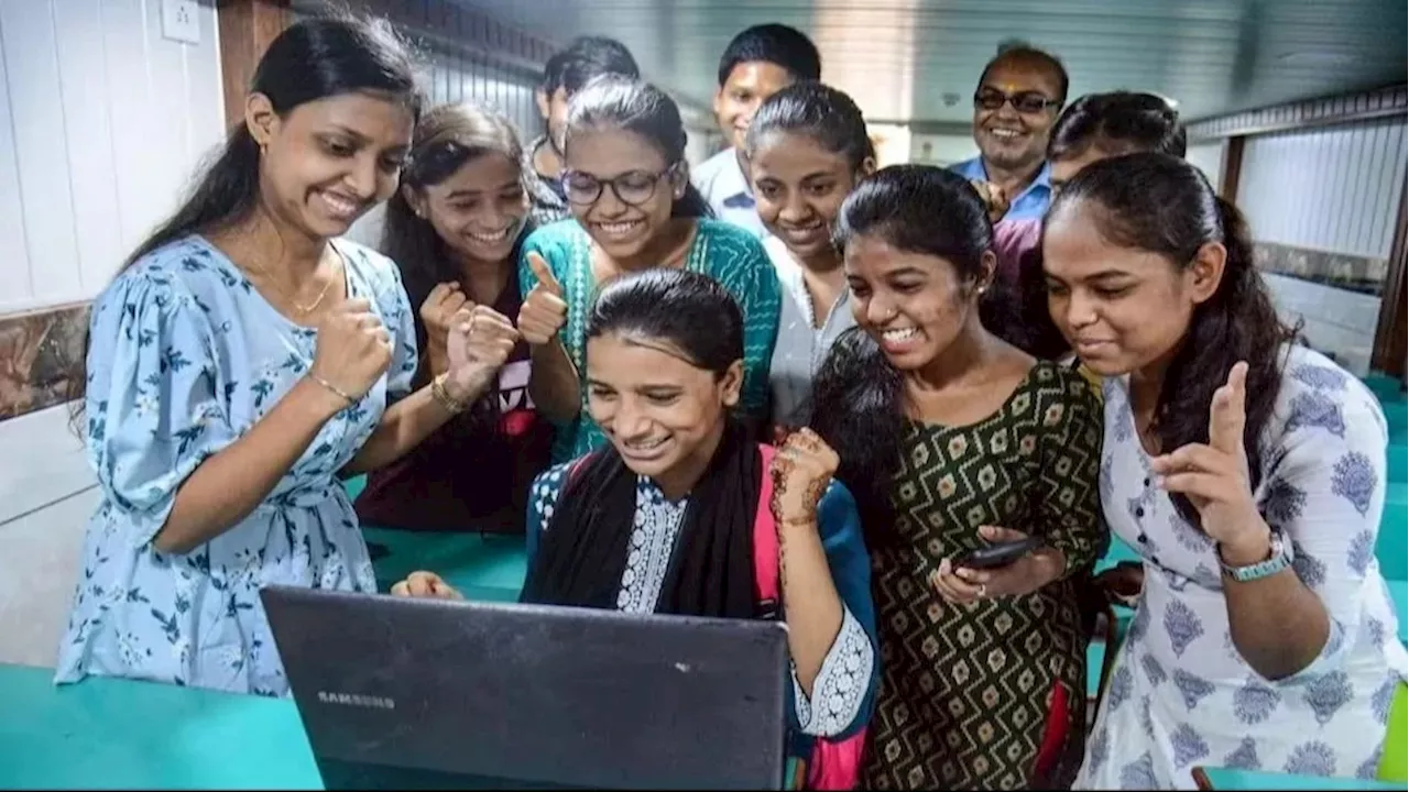 CBSE Board 10th Result Declared: घोषित हुआ सीबीएसई बोर्ड 10वीं का परिणाम, इस लिंक पर करें चेक