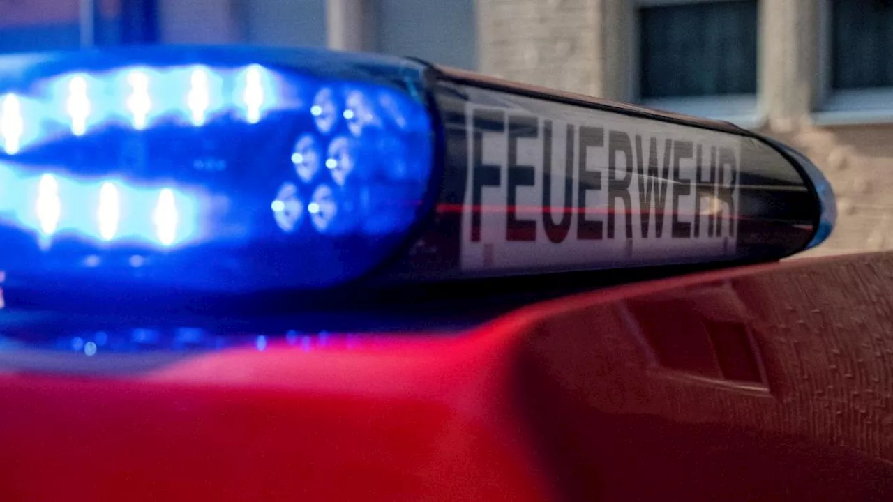 Frau wird bei Hausbrand tödlich verletzt