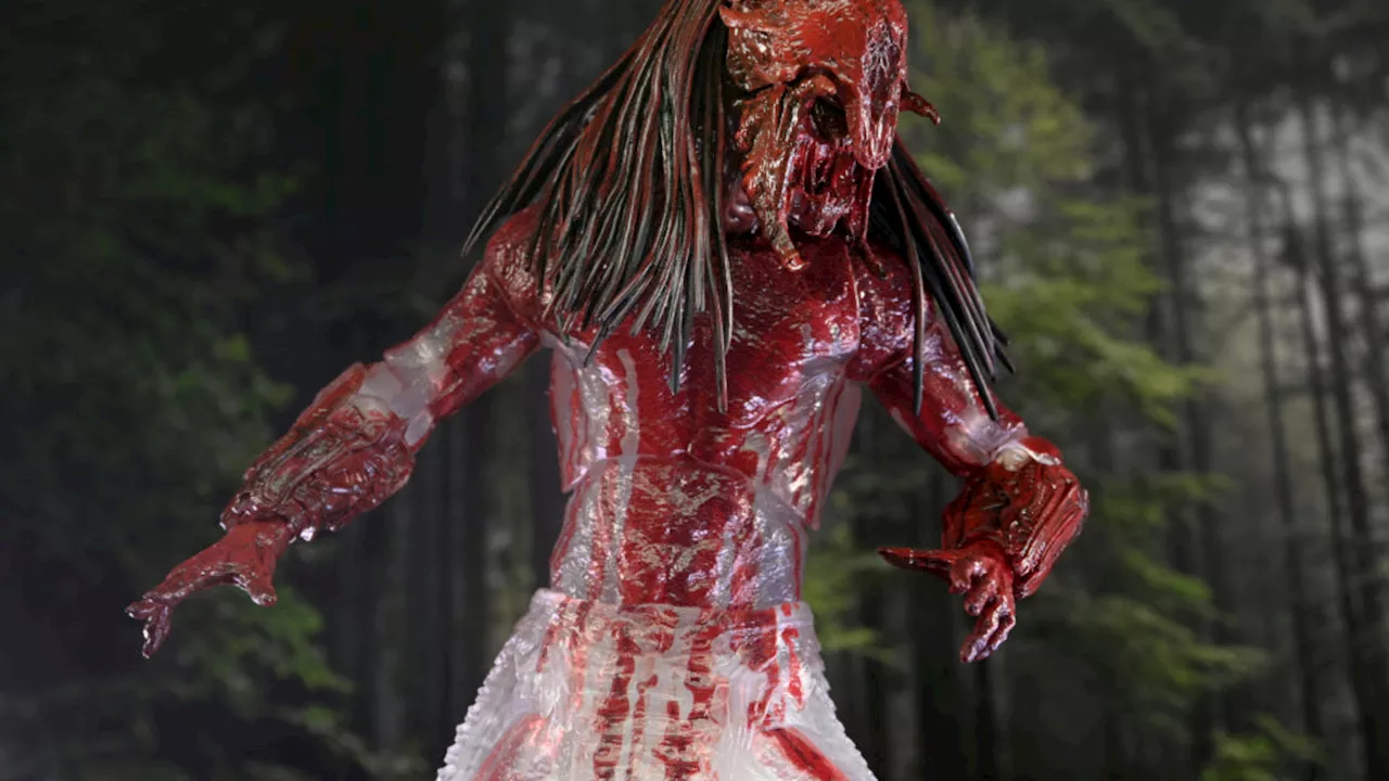 NECA Debuts Exclusive Ultimate Bear Blood Feral Predator from Prey