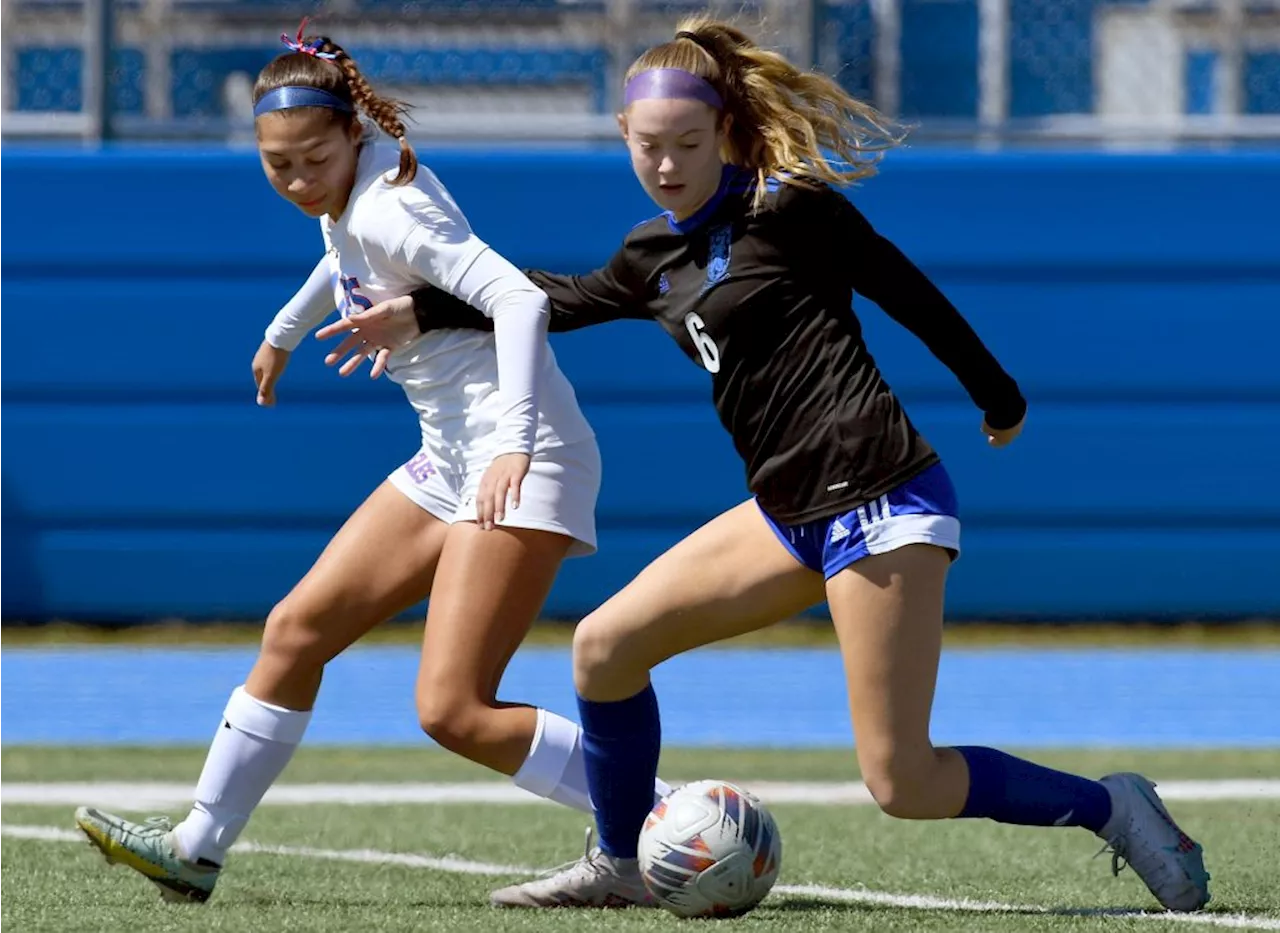 Bobby Narang’s girls soccer rankings and player of the week for Lake County