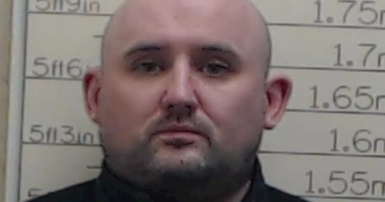 Scots drug lord who fired gun outside pub jailed for illegal phone behind bars