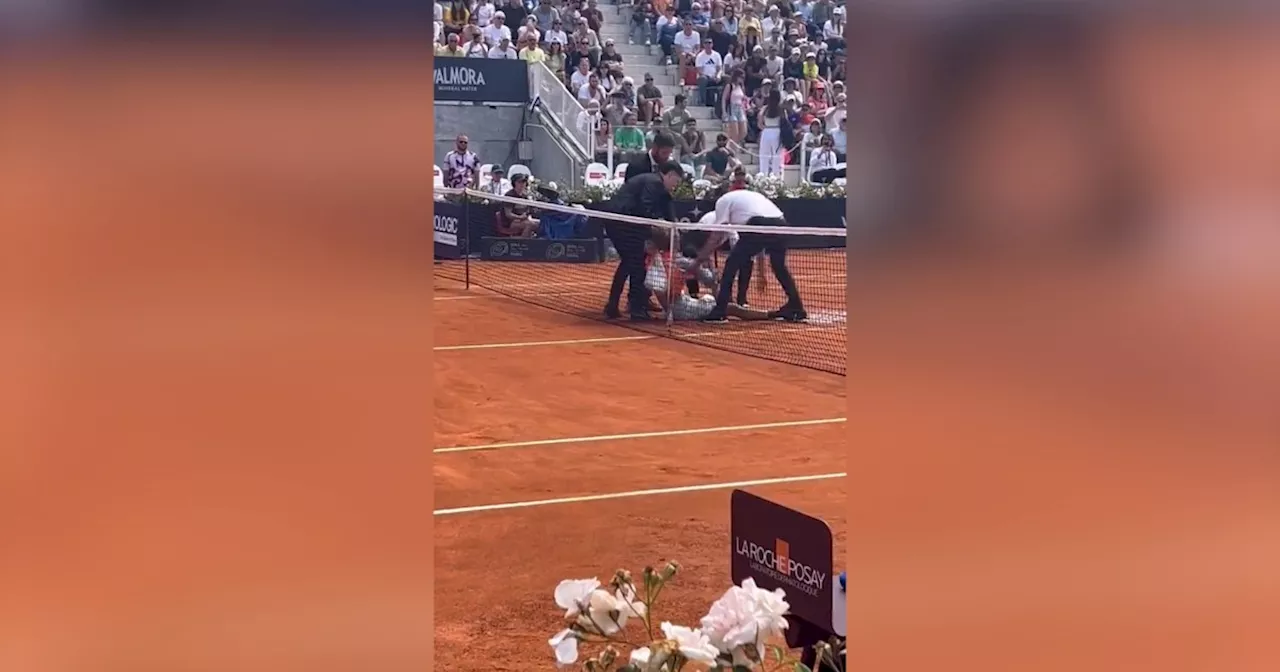 Blitz di Ultima generazione agli Internazionali di tennis a Roma: interrotte due partite